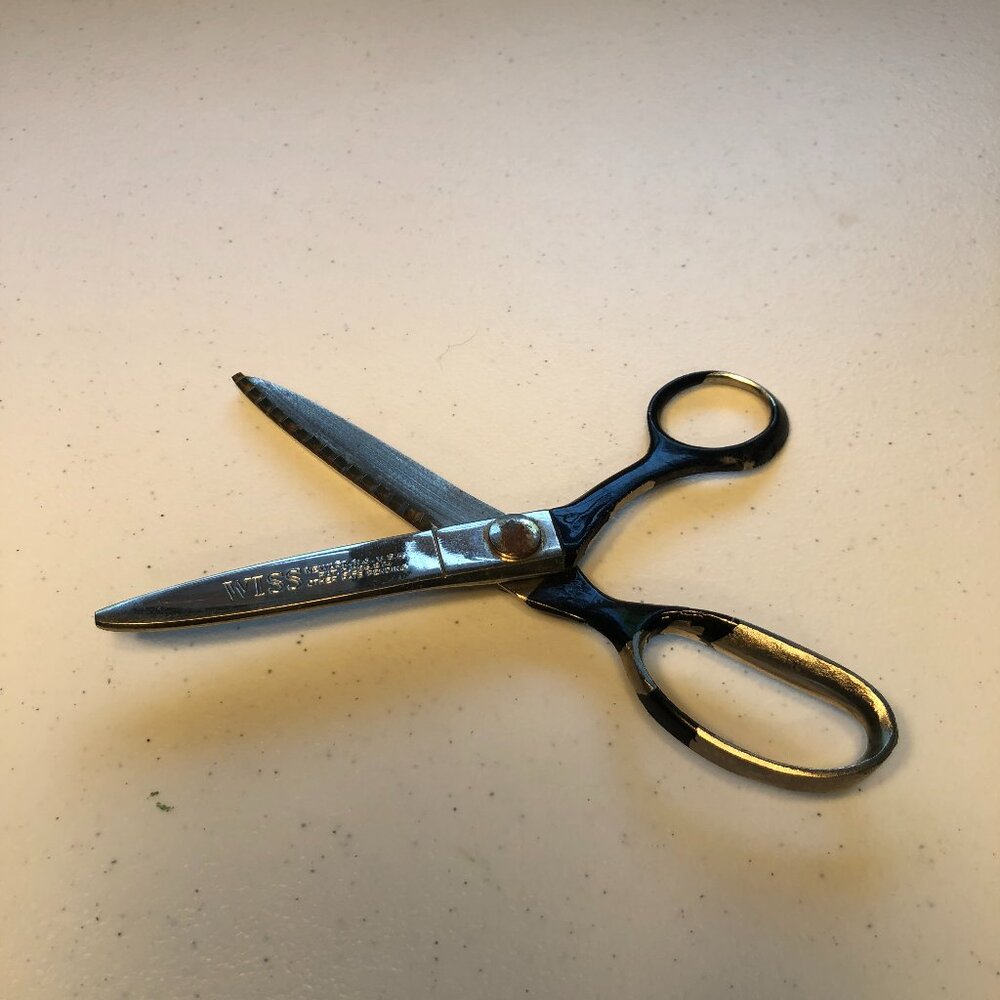 Vintage Wiss Pinking Shears Scissors